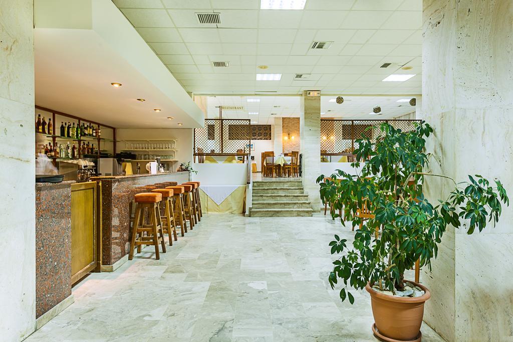 Xenios Theoxenia Hotel Ouranoupoli Extérieur photo