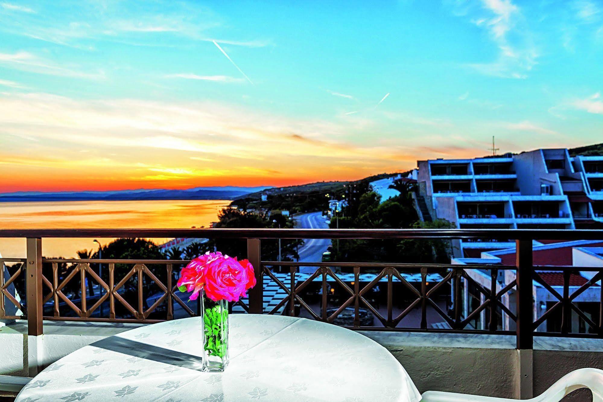 Xenios Theoxenia Hotel Ouranoupoli Extérieur photo